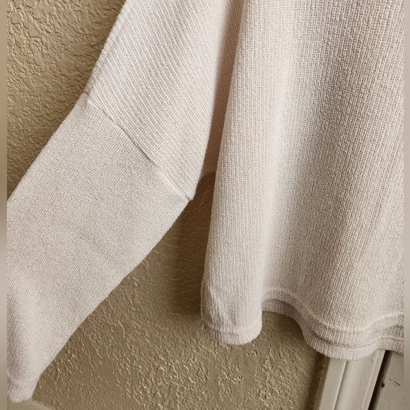 Pull&Bear- Cold Shoulder Sweater - Picture 4 of 7